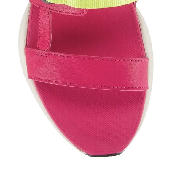 NEW SOREL Kinetic™ Impact Sling Sandals in Bright Pink Size 7.5 - Picture 4 of 6